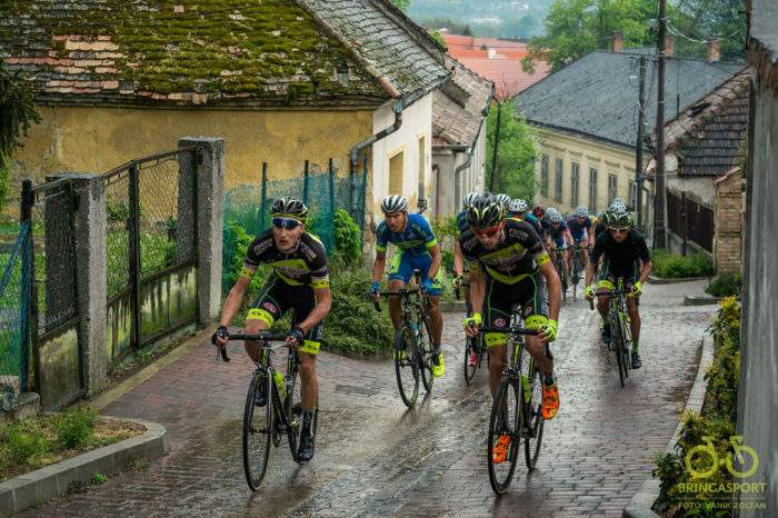 …a 15%-os emelkedő azonban már megrostálta a mezőnyt (Fotó: Vanik Zoltán)