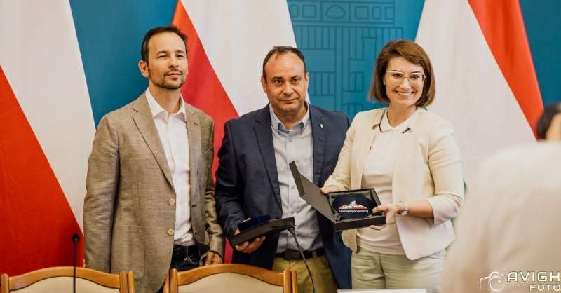 Tizedszer rajtol Budapestről a V4 kerékpárverseny